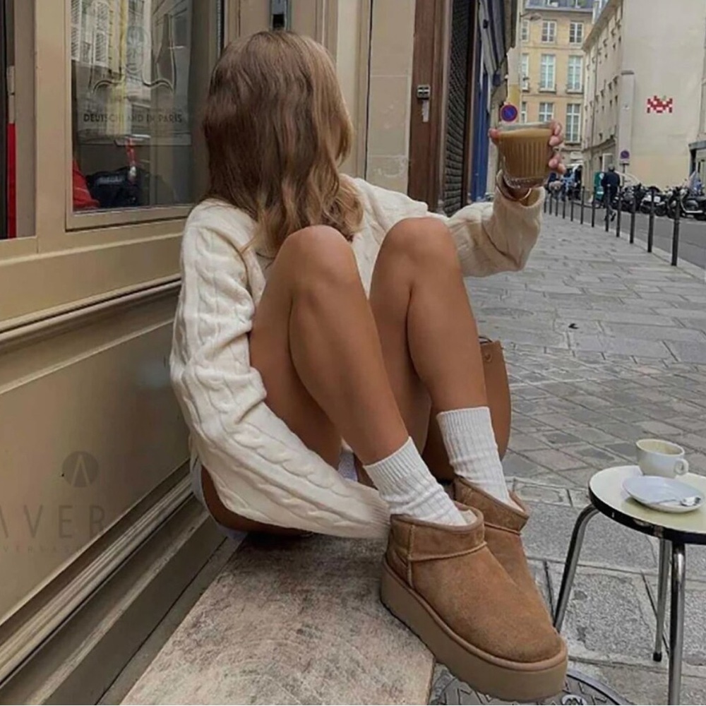 UGG women's classic ultra mini platform chestnutWomen Size 38